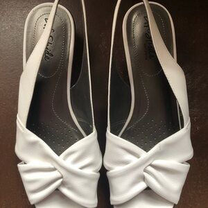 Life Stride White Slingback Sandals
